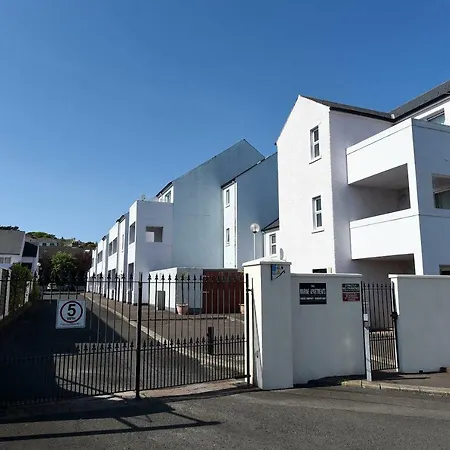 Causeway Coast Apartments Kyla Marine Балликасл Экстерьер фото